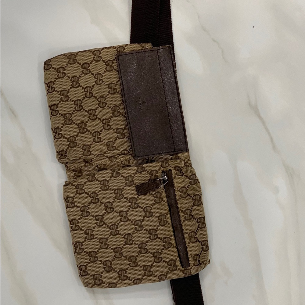 Gucci waistbag great condition!!